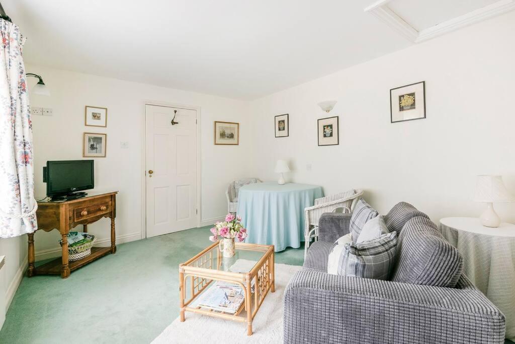 Highfield Lodge Тринг Екстериор снимка