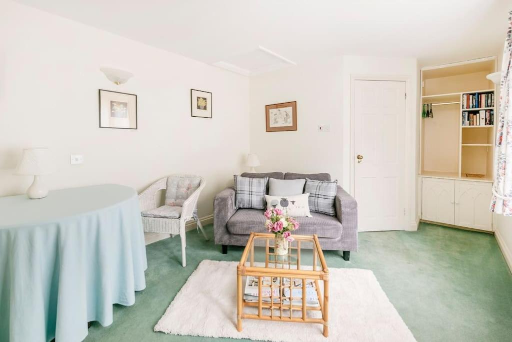 Highfield Lodge Тринг Екстериор снимка