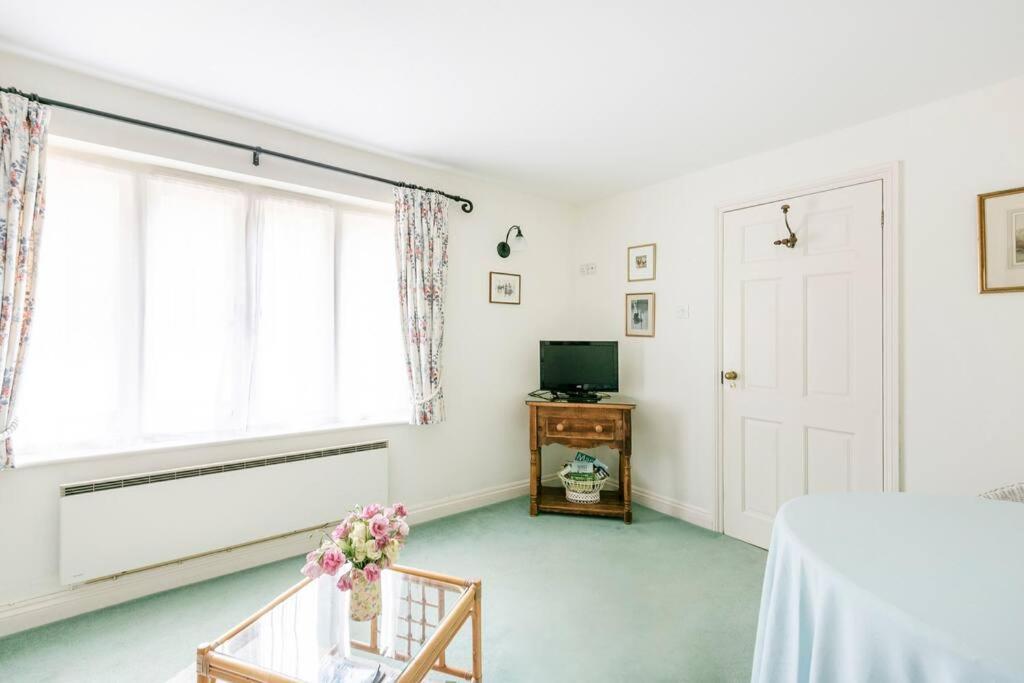 Highfield Lodge Тринг Екстериор снимка